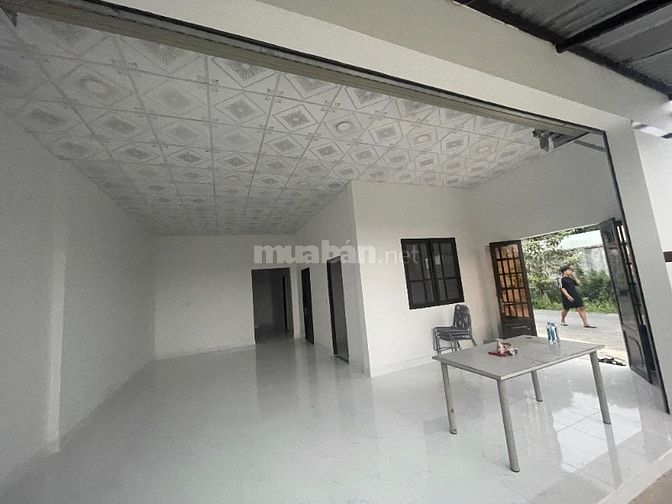 Phước Hiệp, Củ Chi (gần đường Cây Trôm). Cách KCN Tây Bắc 3km
