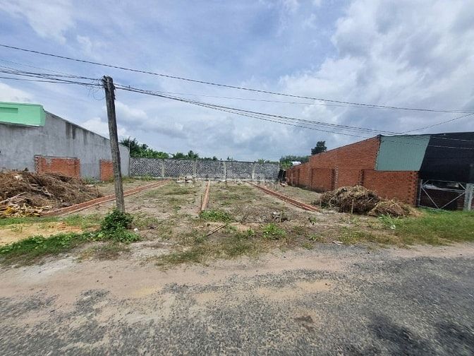 80m2 đất ở đô thị. Đường nhựa phường Gò Dầu. 299 tr 