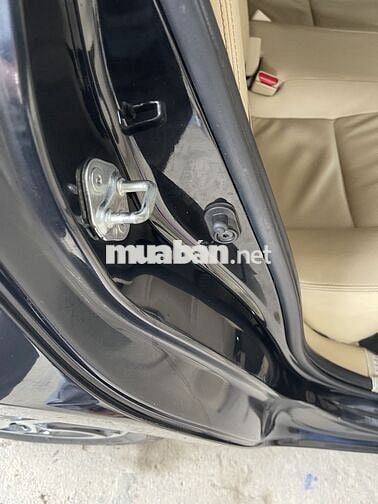 Toyota Vios E CVT 2022 Đen Tự động