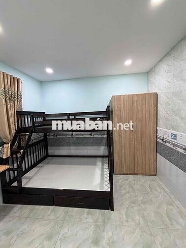 Studio cửa sổ & ban công, full nội thất, ngay ĐH Nguyễn Tất Thành Q.12