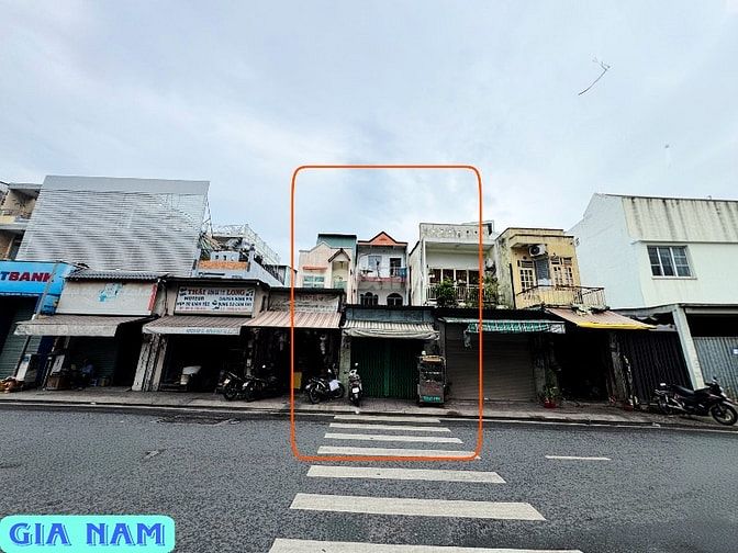 BÁN NHÀ MẶT TIỀN KINH DOANH : ĐƯỜNG LÊ ĐẠI HÀNH - P. 6 - Q. 11 - TPHCM