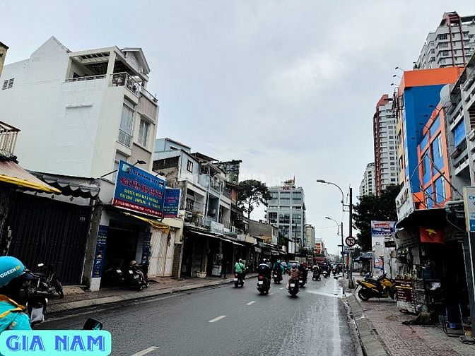 BÁN NHÀ MẶT TIỀN KINH DOANH : ĐƯỜNG LÊ ĐẠI HÀNH - P. 6 - Q. 11 - TPHCM
