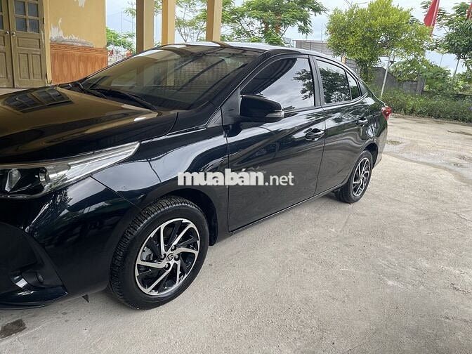 Toyota Vios E CVT 2022 Đen Tự động