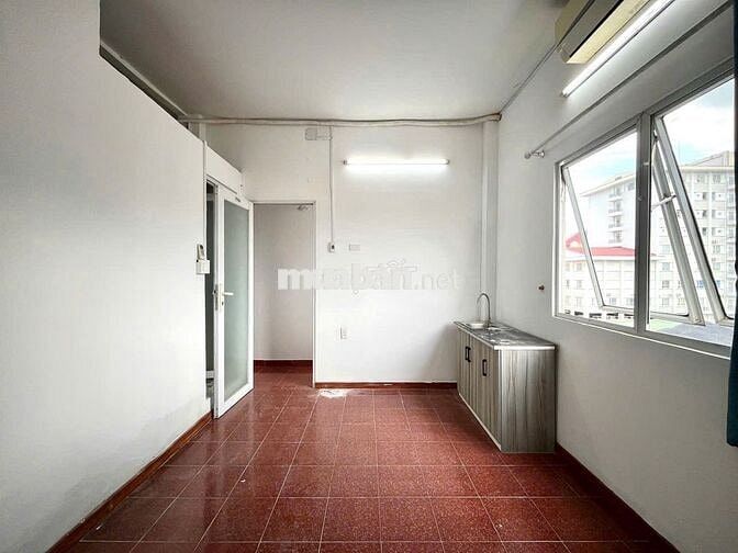 STUDIO CỬA SỔ THOÁNG ĐÓN GIÓ - NỘI THẤT CƠ BẢN - KHU HOÀNG VĂN THỤ