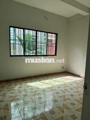 NHÀ MỚI SƠN SỬA 3PN HẺM XE HƠI BÀNH VĂN TRÂN 