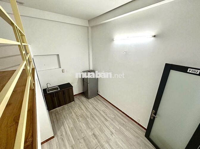 DUPLEX CỬA SỔ THOÁNG RỘNG - NỘI THẤT CƠ BẢN - KHU HOÀNG VĂN THỤ