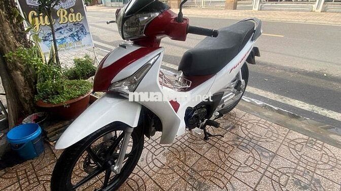 Honda Future 125 Fi 2015 Trắng Đỏ