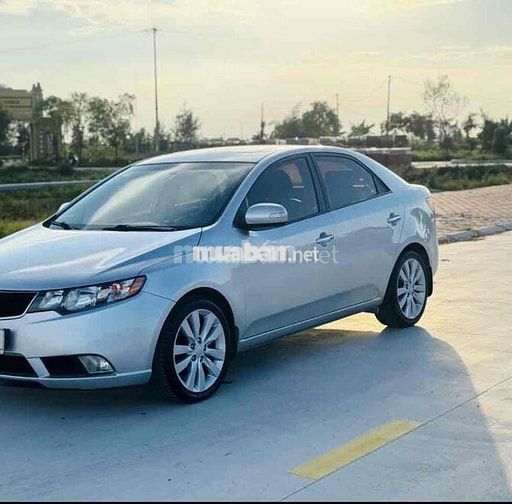 Kia Forte SLi Bạc Full Option