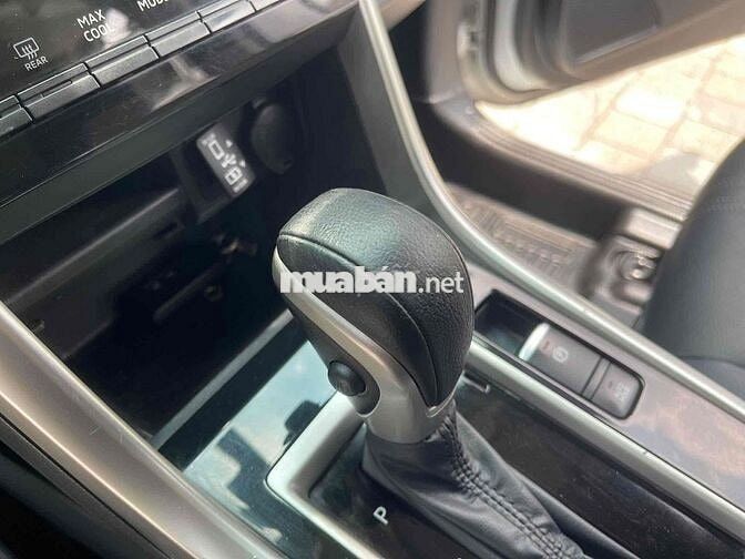 Mitsubishi Xpander Cross 2023 Trắng 38.377 km
