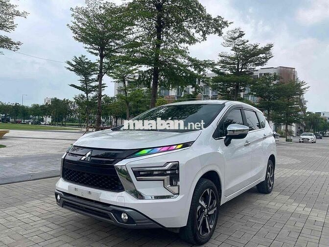 Mitsubishi Xpander 7 chỗ Số tự động Trắng