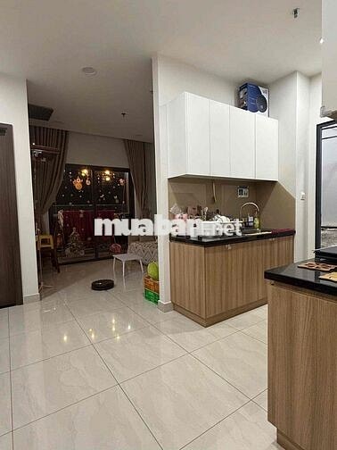 Cho thuê căn hộ 2PN 2WC HT Pearl 73m2 nội thất đầy đủ có máy lạnh