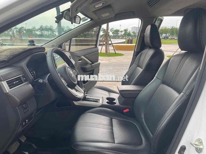 Mitsubishi Xpander 7 chỗ Số tự động Trắng