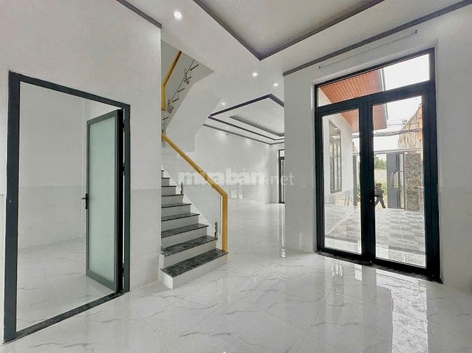 CHÍNH CHỦ BÁN CĂN BIỆT THỰ MỚI XÂY CÁCH GO TÂN HIỆP CHỈ 10 PHÚT
