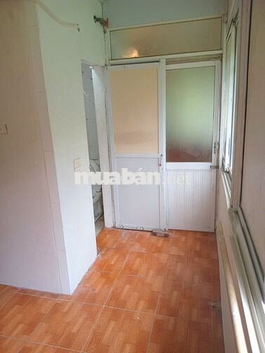 Chính chủ cần cho thuê gấp CHTT tầng 4 khu 7,2 Ha Vĩnh Phúc, Ba Đình.