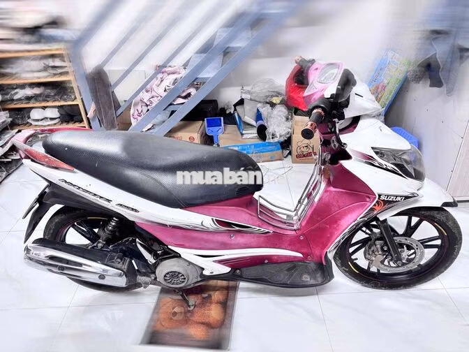 Suzuki Hayate 125SS FI 2013 Hồng trắng