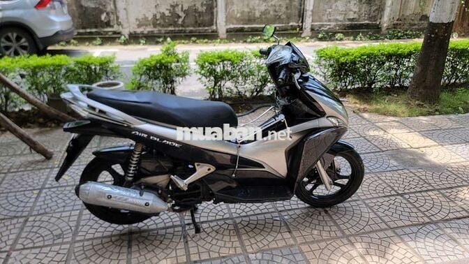 Honda Air Blade 2011 Đen bạc