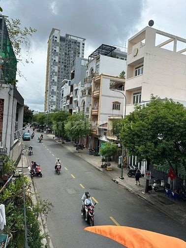 NHÀ 2 LẦU (4.4x13) MẶT TIỀN GIA PHÚ Q6 CHỈ 10 TỶ 