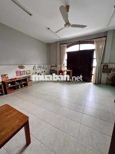 Cho Thuê nhà  1200m2 Emart Gò Vấp
