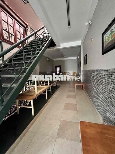 Cho Thuê nhà  1200m2 Emart Gò Vấp