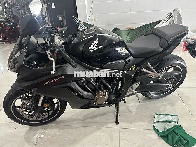 Honda CBR650 2021 Đen 13.000 km