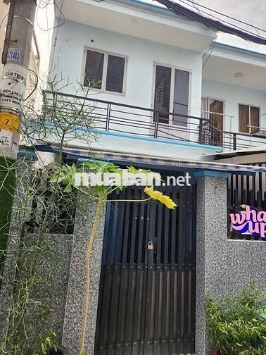 Nhà 4x9m lầu đúc 1pn lớn 1wc. Hẻm 4m thông.gần CV LÀNG Hoa Gò Vấp