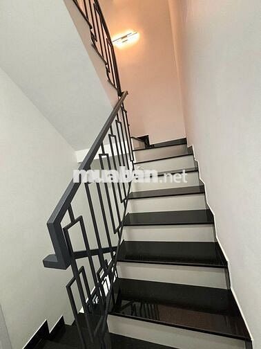 nhà 4pn trường sa hxh thông lê văn sỹ gần trần quốc thảo hoàng sa 