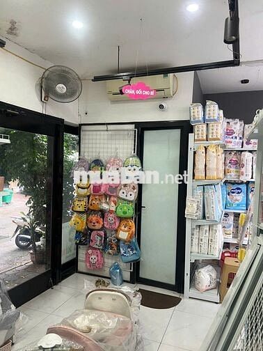 Cho thuê mặt bằng kinh doanh 60m2, 2 mặt tiền đường Thụy Khuê