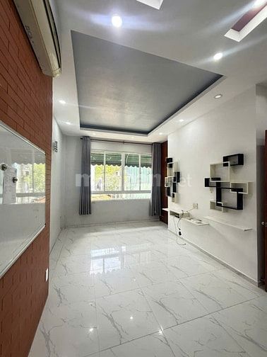 NHÀ 1/ HẺM 3.5M SÁT MT SƯ VẠN HẠNH.11Mx5,5M. 3 TẦNG BT(4PN).GIÁ 7.7 TỶ