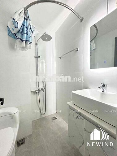 CĂN HỘ STUDIO CỬA SỔ LỚN FULL NỘI THẤT HIỆN ĐẠI SIÊU THOÁNG