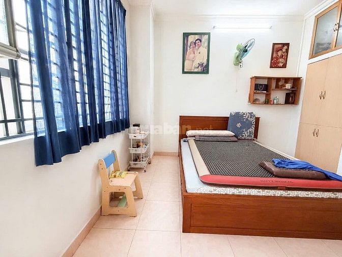 Nhà đẹp 3 tầng, giá tốt 61m2( 5.1 x 12 ) Trường Chinh P14 Tân Bình