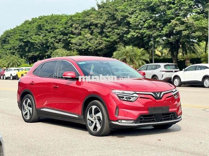 VF8 ECO VIN24 – MUA PIN CATL, GIÁ NÀY KHÔNG CHỐT T
