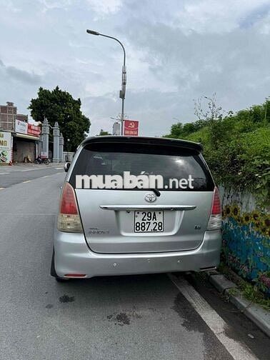 Toyota Innova G 2009 Bạc