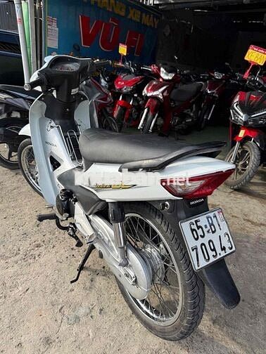 Honda Wave @ 100 2016 Trắng ( cơ sở 1 )