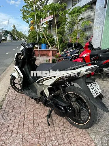 Yamaha No5 2015 Trắng ( cs 2 )
