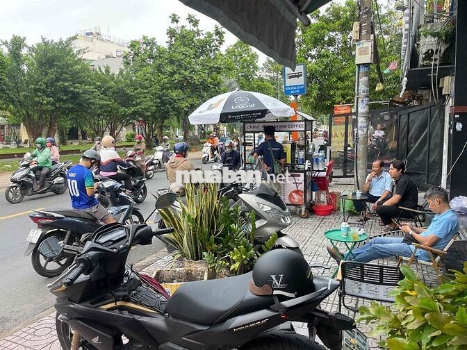 Bán cà phê mang đi 6h - 10h sáng