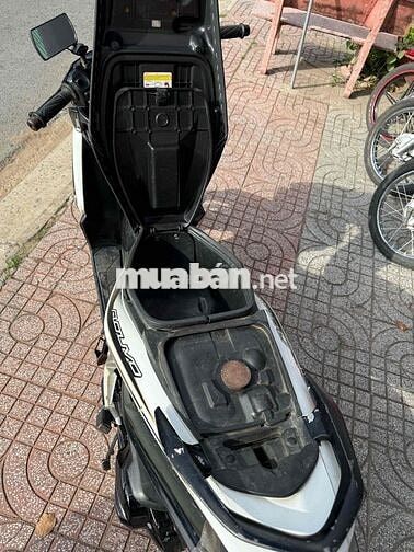 Yamaha No5 2015 Trắng ( cs 2 )