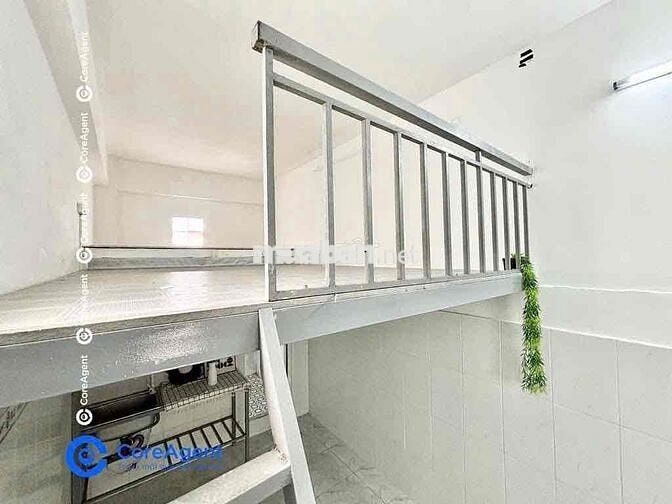 PHÒNG TRỌ GÁC CAO GIÁ RẺ NGAY AEON TÂN PHÚ - THANG MÁY