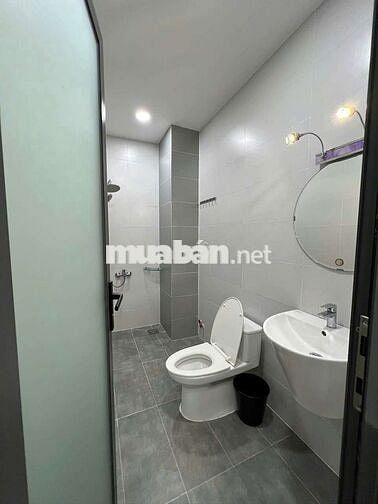 NHÀ PHỐ GẦN CẦU AN LỘC, TRỆT, 3 LẦU, 5PN, NỘI THẤT CƠ BẢN 