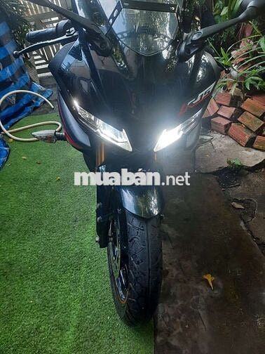 Yamaha R15V3 Nhập khẩu màu Đen