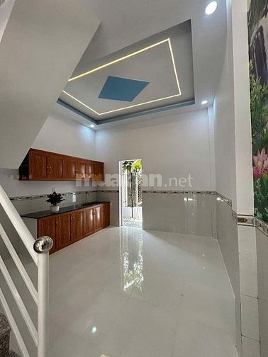 Nhà Sổ Hồng Riêng ở Hóc Môn, 1 trệt 1 lầu, chốt sang tên ngay