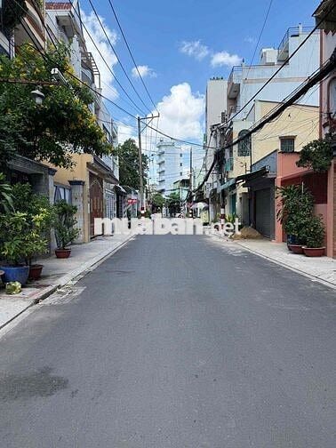 Cho thuê nhà hẻm xe tải 220 Âu Cơ, P9, Tân Bình