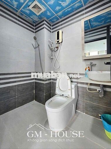 Căn Stu Ban Công 33m2 FullNT Có Thang Máy, Hầm Xe, Bảo Vệ 24/7
