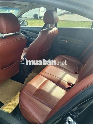 Chevrolet Cruze LS 2010 Số sàn Xăng Đen