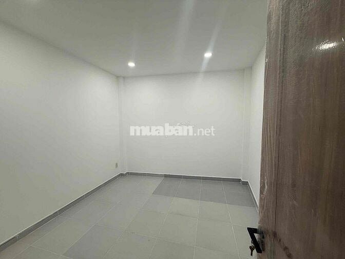 💎 💎 💎 NHÀ MỚI SƠN TRỆT 2 LẦU SÂN THƯỢNG 3,6❌15M CÓ 3PN 3WC HẺM XE HƠI