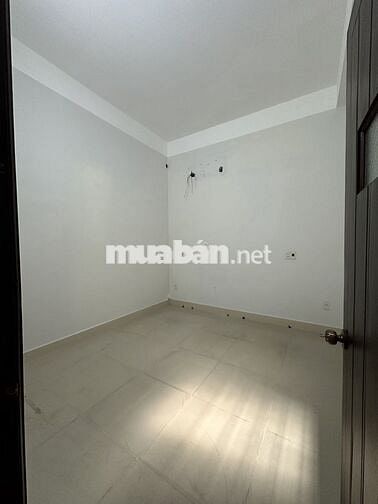 NHÀ 2 TẦNG MẶT TIỀN BÀU NĂNG TRƯỚC BẾN XE