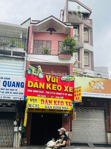 Cần bán gấp nhà mặt tiền gần chợ