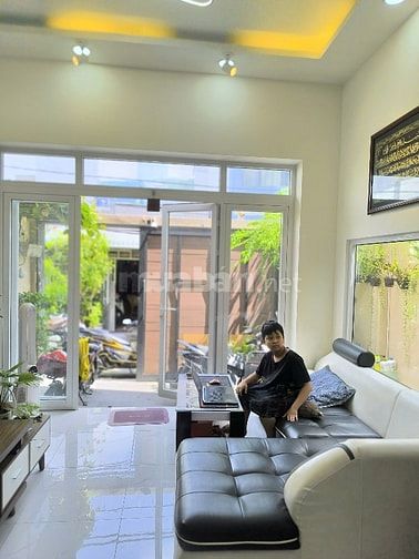 Bán nhà hẻm xe hơi đường Lưu Hữu Phước Q8
