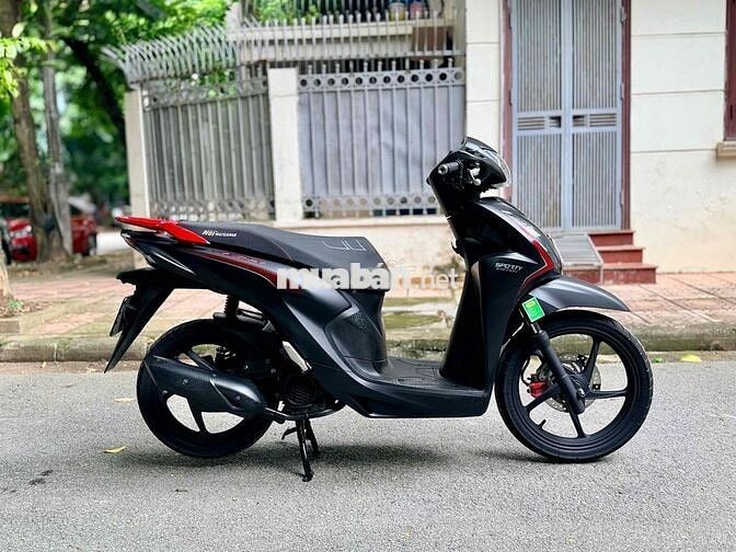 Honda Vision Cá Tính biển Hà Nội