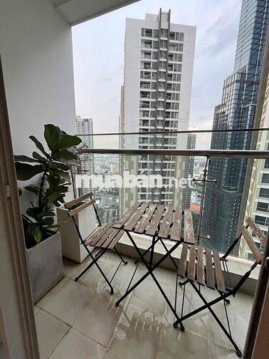 cho thuê căn Studio tại vinhome central park toà park 6a lầu 3x
