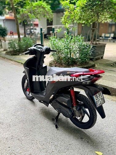 Honda Vision Cá Tính biển Hà Nội
